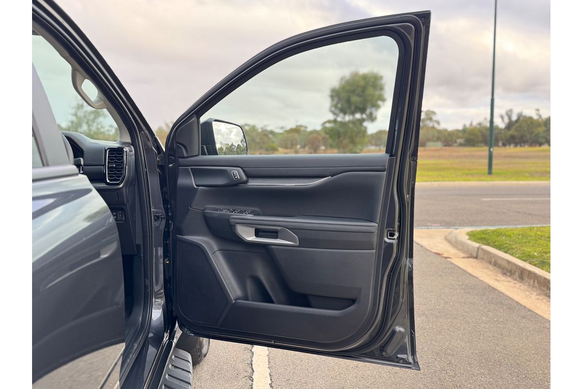 2025 Ford Everest Trend 2.0L