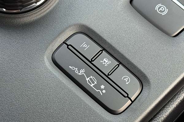 2025 Ford Everest Trend 2.0L