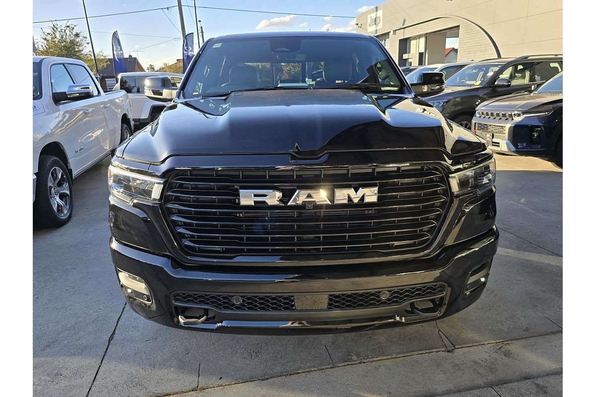 2025 RAM 1500 Laramie Sport Hurricane SO RamBox DT 4X4 SWB