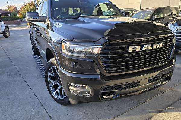 2025 RAM 1500 Laramie Sport Hurricane SO RamBox DT 4X4 SWB