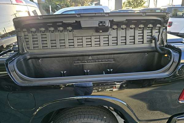 2025 RAM 1500 Laramie Sport Hurricane SO RamBox DT 4X4 SWB