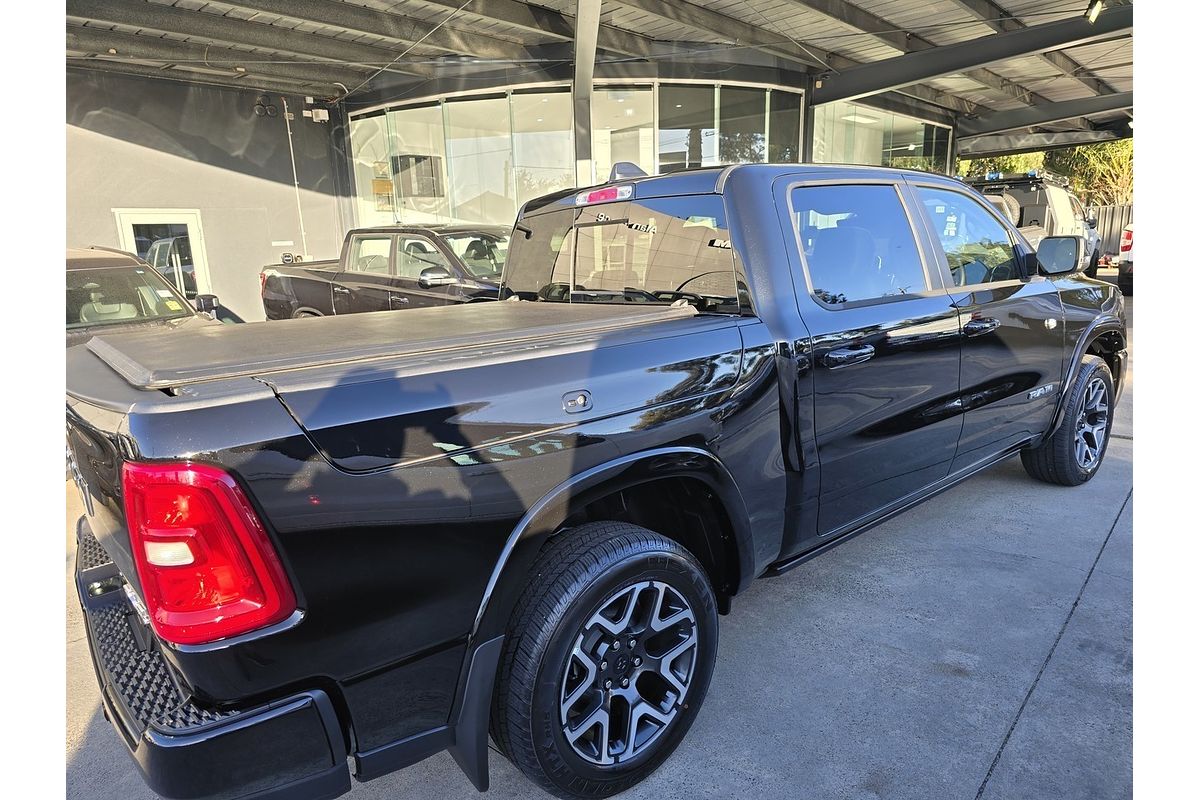 2025 RAM 1500 Laramie Sport Hurricane SO RamBox DT 4X4 SWB