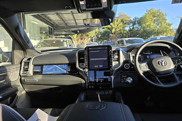 2025 RAM 1500 Laramie Sport Hurricane SO RamBox DT 4X4 SWB