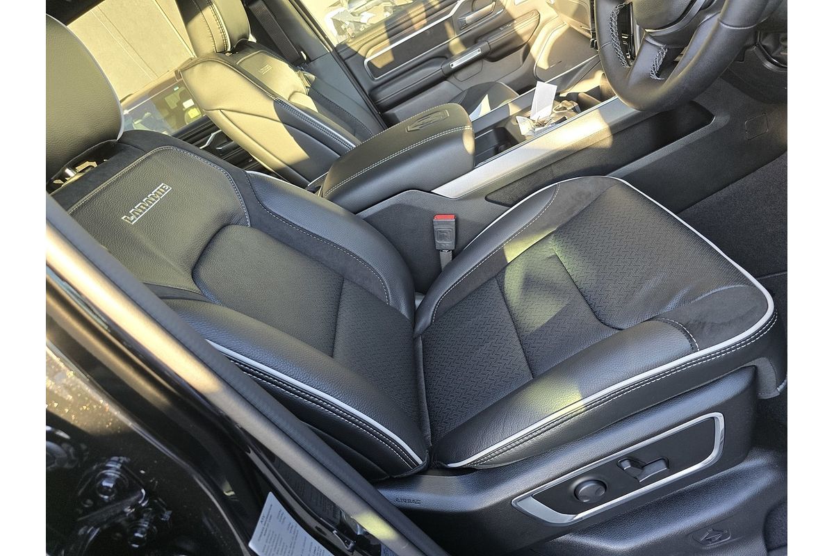 2025 RAM 1500 Laramie Sport Hurricane SO RamBox DT 4X4 SWB