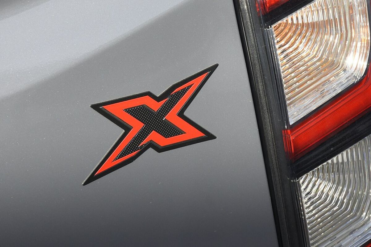 2025 Isuzu D-MAX X-TERRAIN 4X4