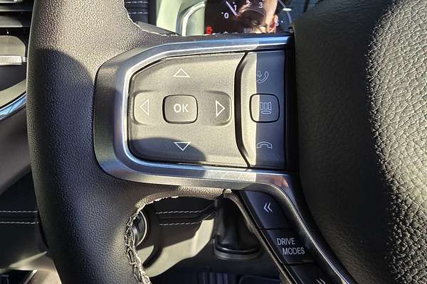 2025 RAM 1500 Laramie Sport Hurricane SO RamBox DT 4X4 SWB