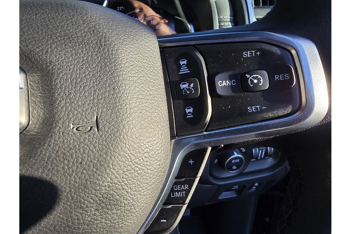 2025 RAM 1500 Laramie Sport Hurricane SO RamBox DT 4X4 SWB