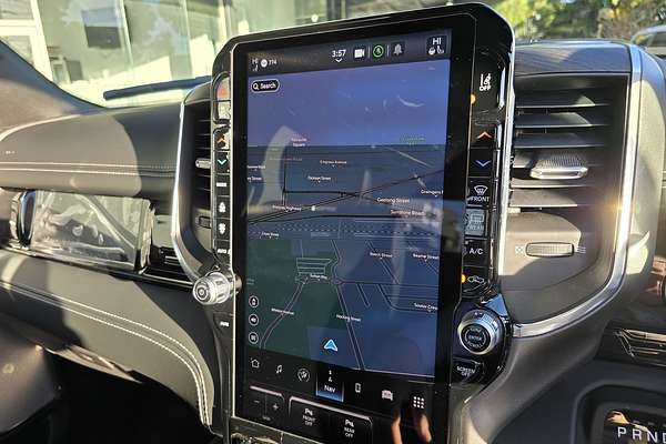 2025 RAM 1500 Laramie Sport Hurricane SO RamBox DT 4X4 SWB