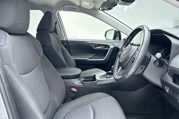 2021 Toyota RAV4 GXL AXAH54R
