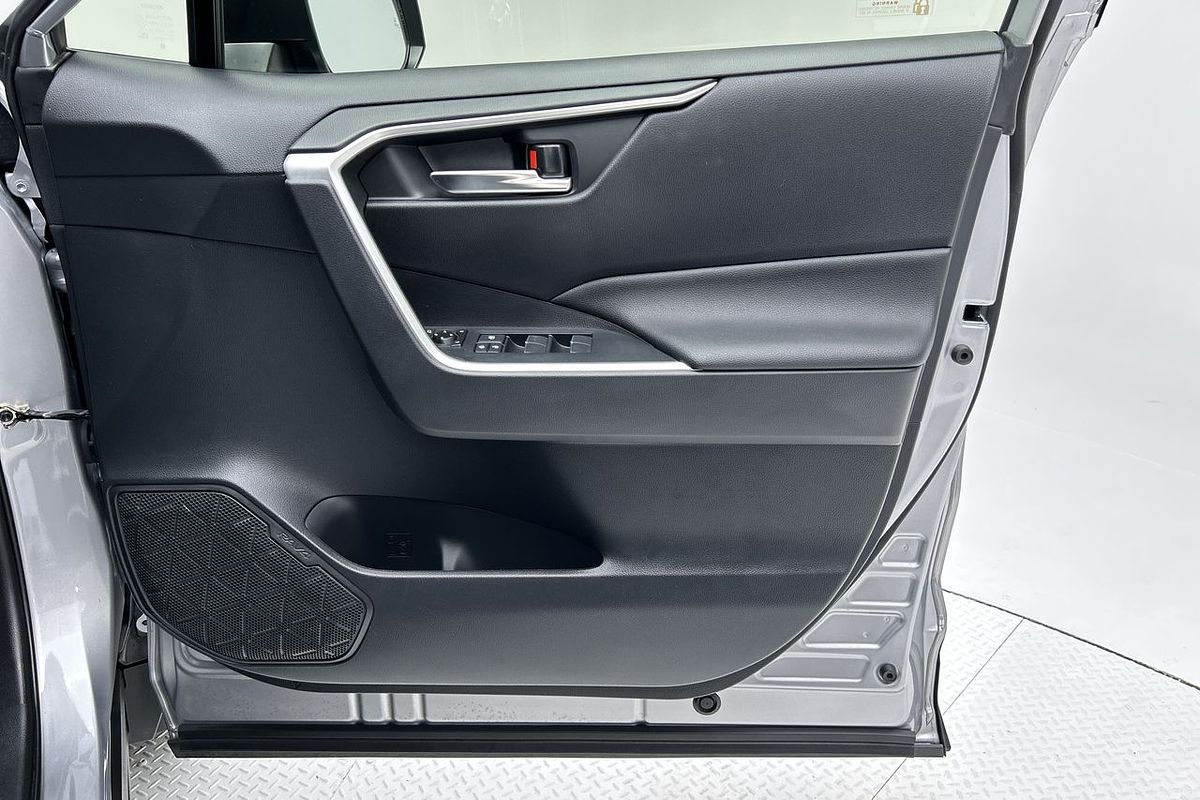 2021 Toyota RAV4 GXL AXAH54R