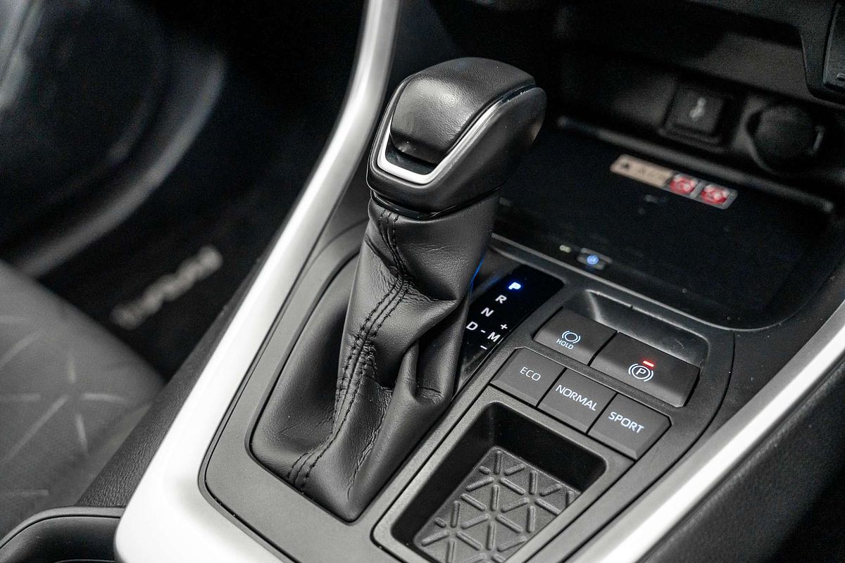 2022 Toyota RAV4 GXL MXAA52R