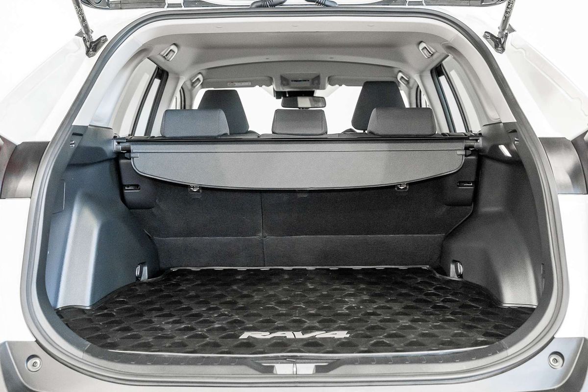 2022 Toyota RAV4 GXL MXAA52R
