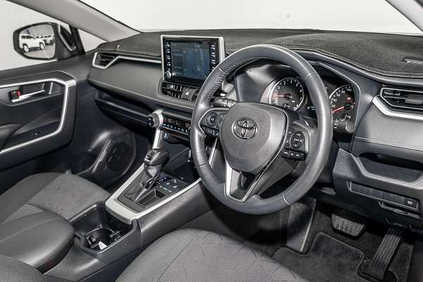 2022 Toyota RAV4 GXL MXAA52R