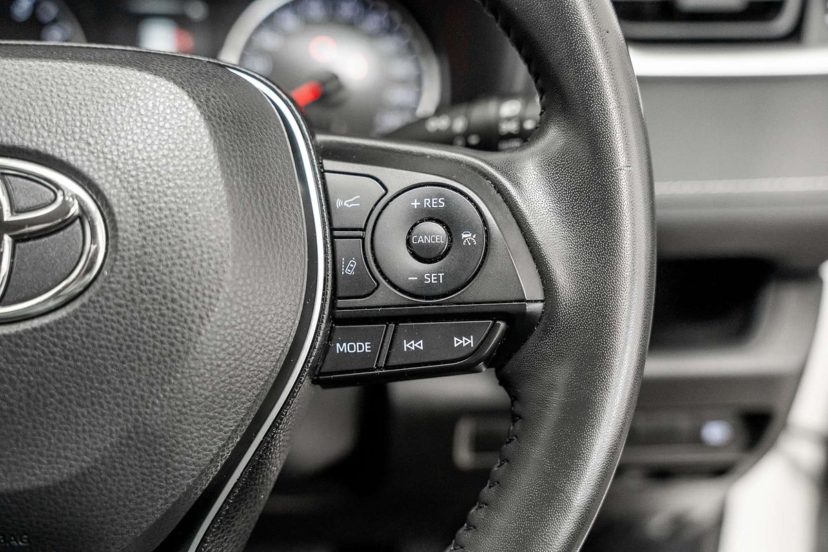 2022 Toyota RAV4 GXL MXAA52R