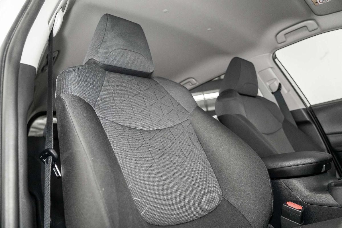 2022 Toyota RAV4 GXL MXAA52R