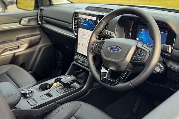 2025 Ford Everest Trend 2.0L
