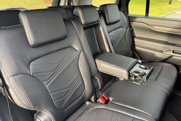 2025 Ford Everest Trend 2.0L