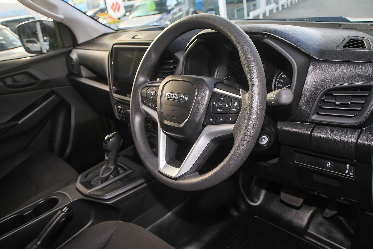 2025 Isuzu D-MAX SX High Ride Rear Wheel Drive