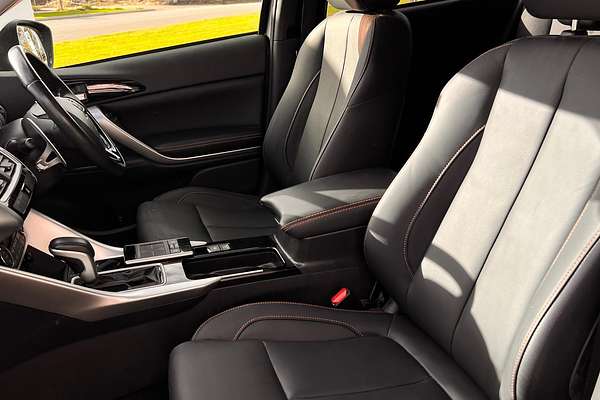 2018 Mitsubishi Eclipse Cross Exceed YA