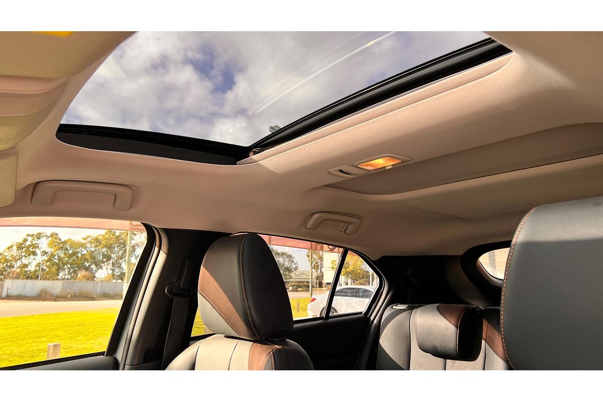 2018 Mitsubishi Eclipse Cross Exceed YA