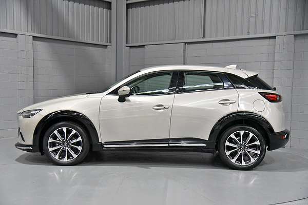 2022 Mazda CX-3 sTouring DK