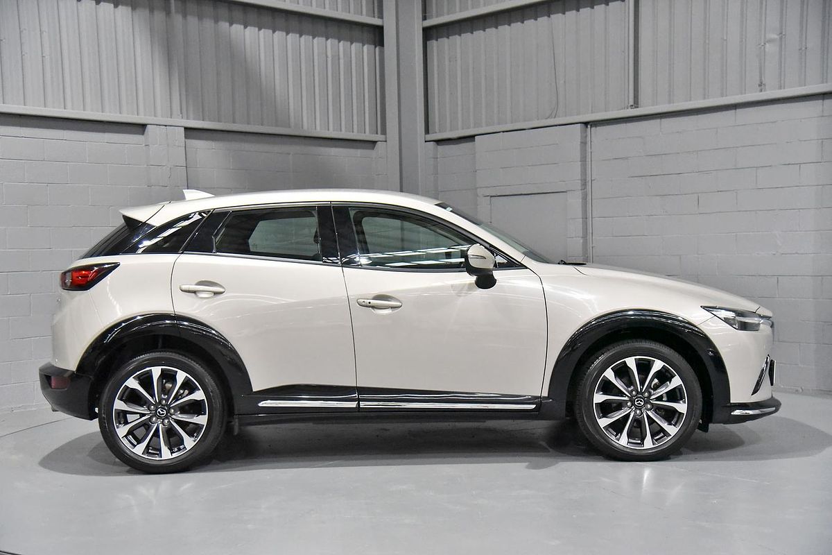 2022 Mazda CX-3 sTouring DK
