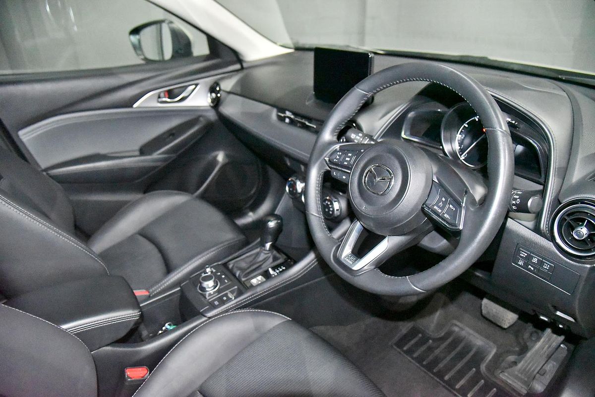 2022 Mazda CX-3 sTouring DK