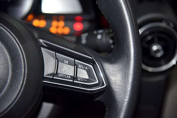 2022 Mazda CX-3 sTouring DK
