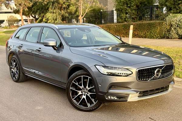 2017 Volvo V90 Cross Country D5 Inscription