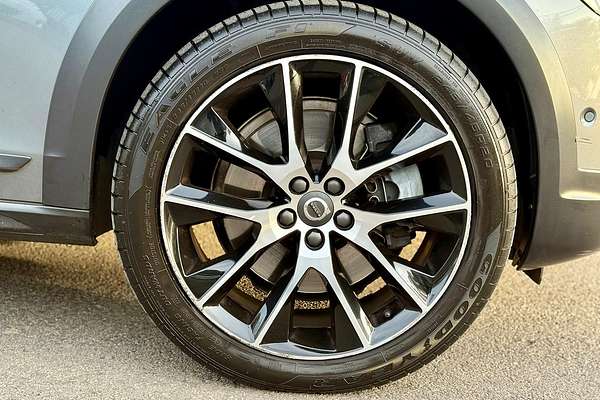 2017 Volvo V90 Cross Country D5 Inscription