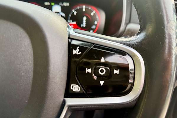 2017 Volvo V90 Cross Country D5 Inscription