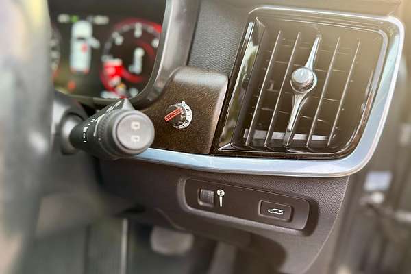 2017 Volvo V90 Cross Country D5 Inscription