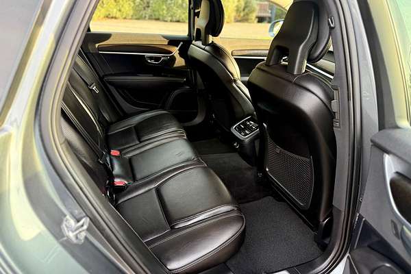 2017 Volvo V90 Cross Country D5 Inscription