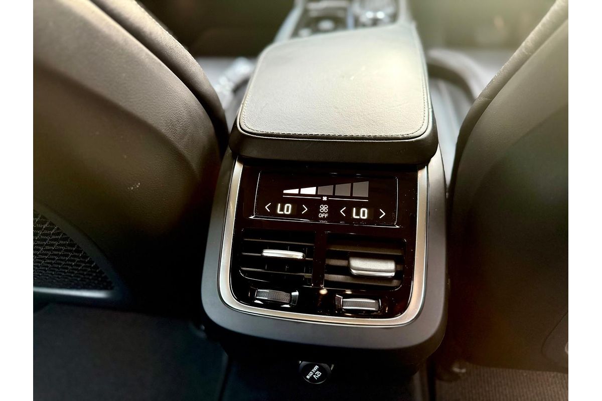 2017 Volvo V90 Cross Country D5 Inscription