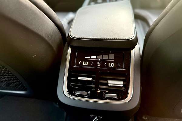 2017 Volvo V90 Cross Country D5 Inscription