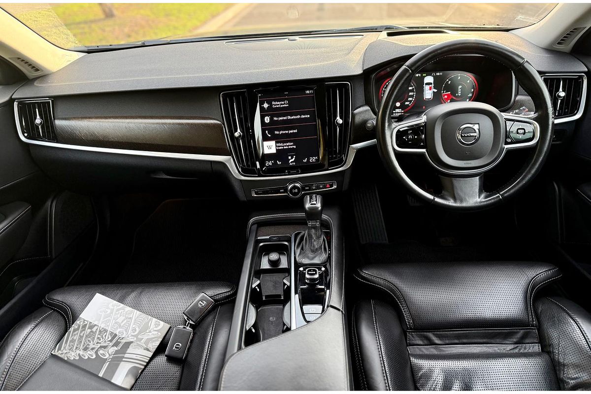 2017 Volvo V90 Cross Country D5 Inscription