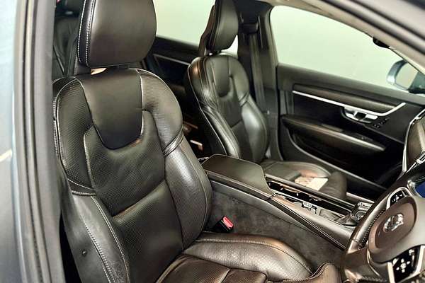 2017 Volvo V90 Cross Country D5 Inscription