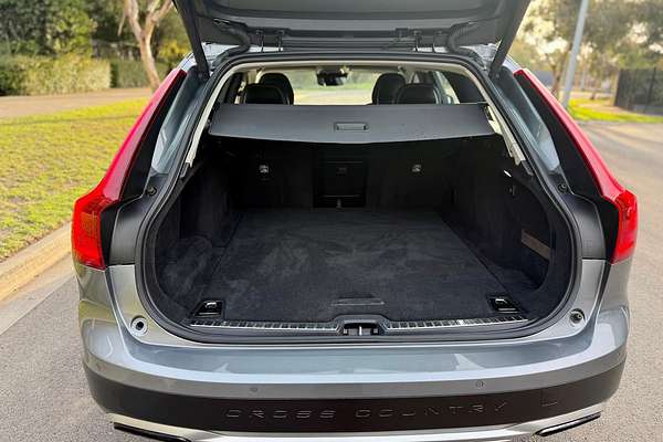 2017 Volvo V90 Cross Country D5 Inscription
