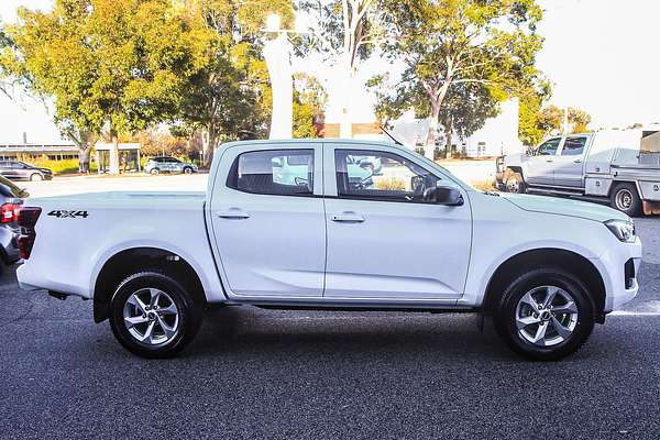 2025 Isuzu D-MAX LS-M 4X4