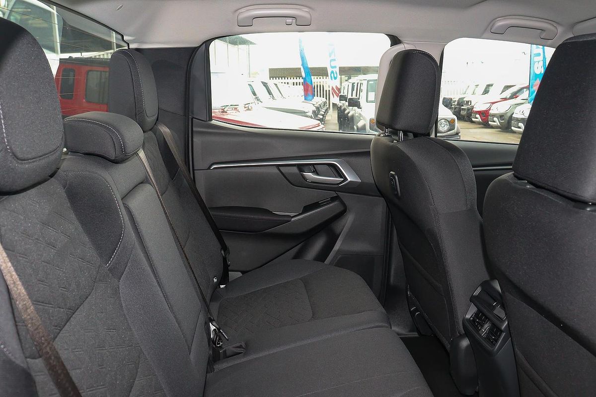 2025 Isuzu D-MAX LS-M 4X4