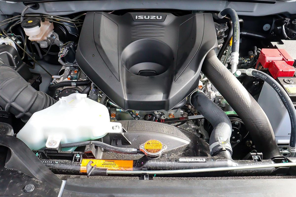 2025 Isuzu D-MAX LS-M 4X4