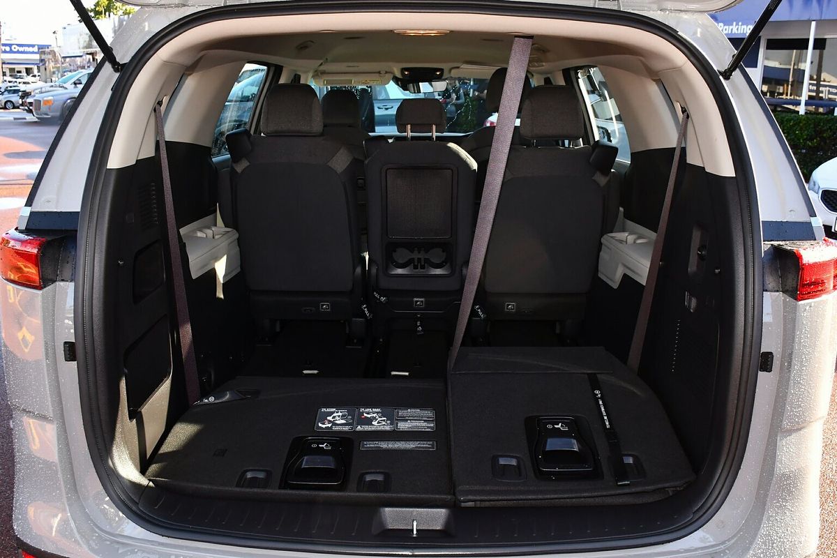 2023 Kia Carnival S KA4
