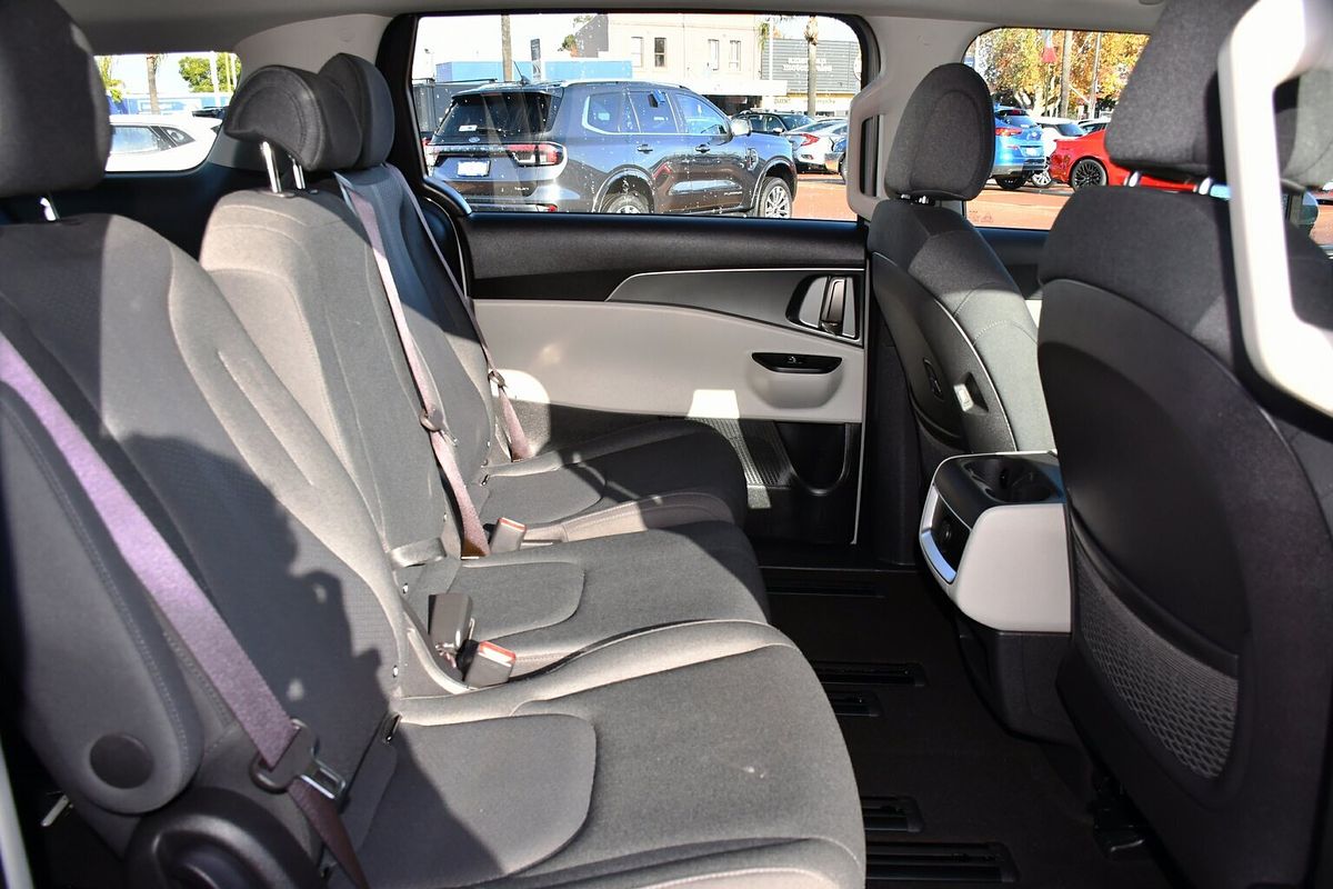 2023 Kia Carnival S KA4