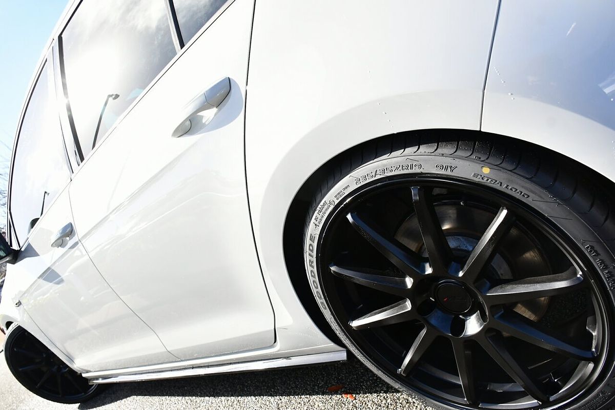 2020 Volkswagen Golf R 7.5