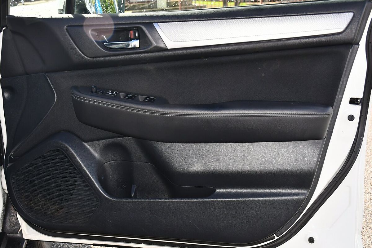 2017 Subaru Outback 2.5i 5GEN
