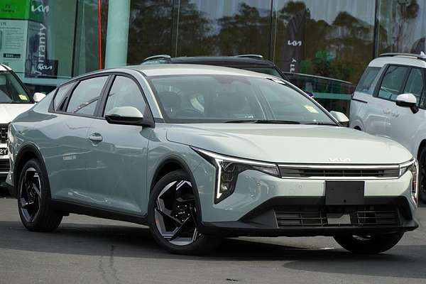2025 Kia K4 Sport+ CL4m