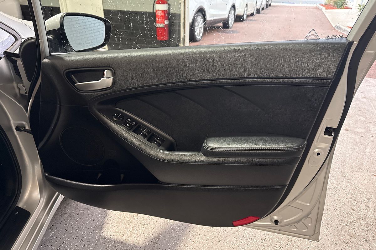 2016 Kia Cerato S YD