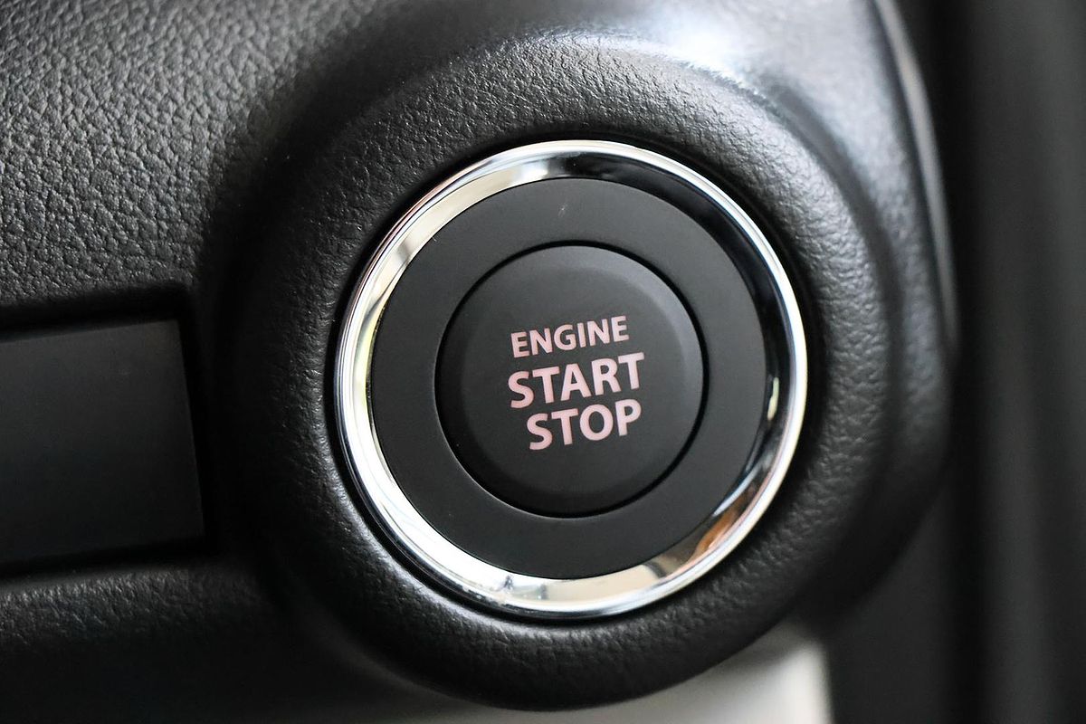 2024 Suzuki Swift Hybrid UZ