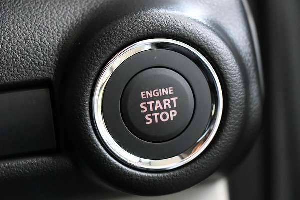 2024 Suzuki Swift Hybrid UZ