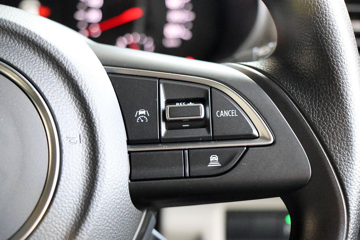 2024 Suzuki Swift Hybrid UZ